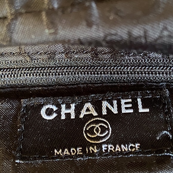 Chanel handbag. - Picture 7 of 15